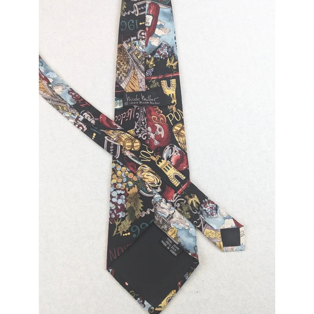 Nicole Miller 1993 Vintage Silk Tie Bordeaux Wine Grapes Novelty Print Mens 1520